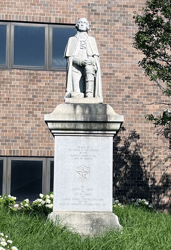 statue of George Washington in front of the Camden County Courthosue